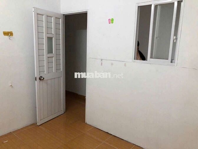 Cho thuê nhà ngay công viên Lê Thi Riêng p15 quận 10