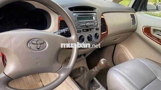 siêu phẩm innova 2008 ( quá mới ) có một kg hai