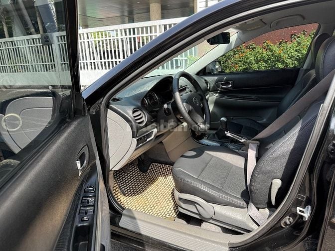 Cần bán Mazda-6 máy 2.0 MT xe rất đẹp, máy êm, lạnh buốt,...