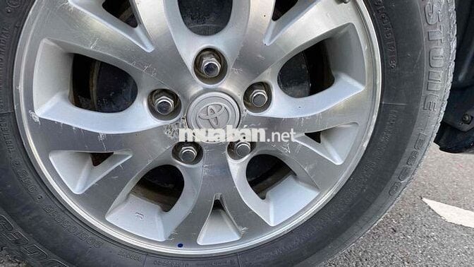 siêu phẩm innova 2008 ( quá mới ) có một kg hai