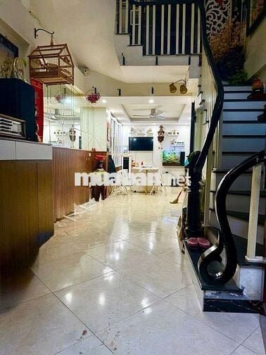 NHÀ 6 TẦNG 35M² CẠNH CHỢ ĐỒNG DINH ÔTÔ ĐỖ CỬA GẦN AEON MALL HƠN 8 TỶ