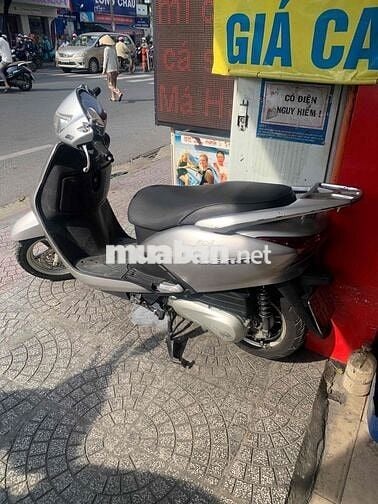 Honda Lead 2011 Bạc