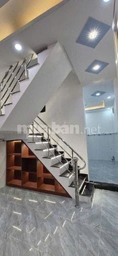 Nhà ĐẸP 03 Tầng SHR Ngay Cầu Nguyễn Khoái, 4x14m