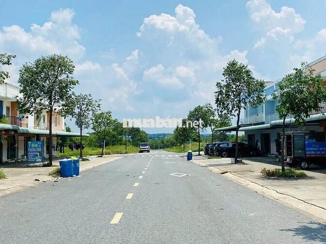 Đất Bàu Bàng Giá rẻ 300m2 SỔ HỒNG ĐẸP MT kinh doanh Cho Thuê - sát KCN