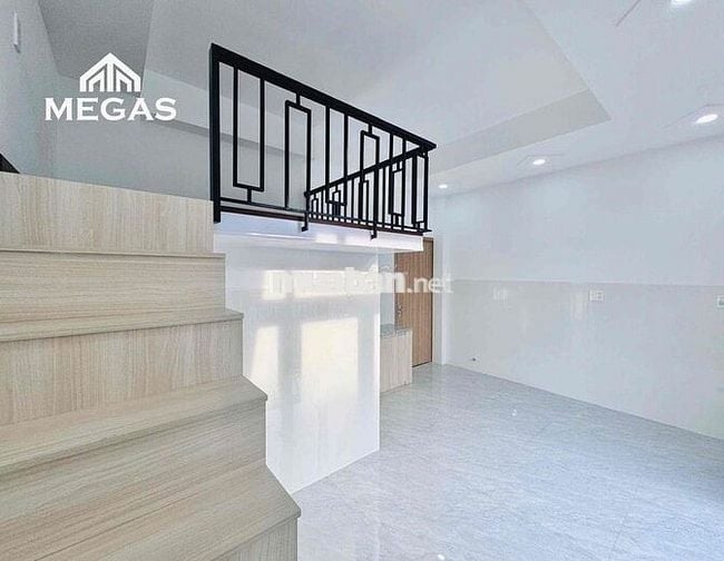 PHÒNG MỚI XÂY SIÊU BAN CÔNG GẦN BÌNH THẠNH