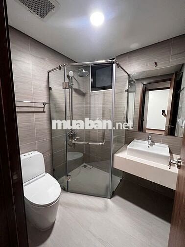 CẦN PASS LẠI HĐ THUÊ CĂN HỘ 2PN SIÊU ĐẸP