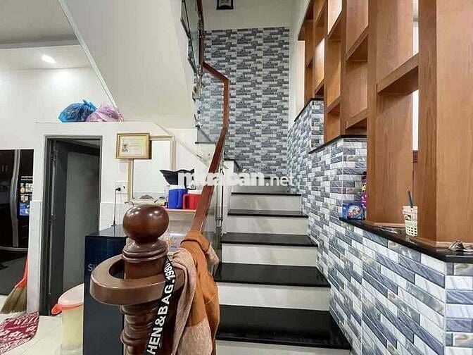 NHÀ 1 TRỆT 2 LẦU ST – HẺM 4M – PHẠM THẾ HIỂN PHƯỜNG 7 QUẬN 8