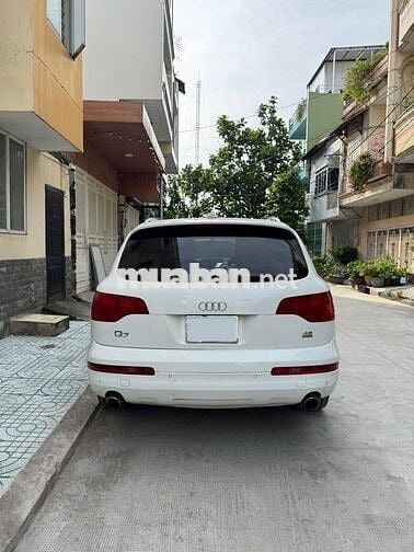 Audi Q7 2006 4.2 AT - 95000 km