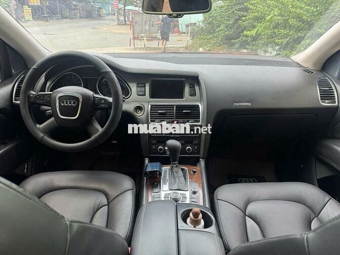 Audi Q7 2006 4.2 AT - 95000 km