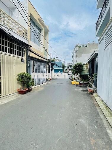 Bán nhà Hẻm 21 Nơ Trang Long DT 103m2, P13, Q. Bình Thạnh