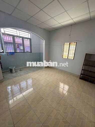 Cho thuê nhà hẻm oto gần Võ Văn Ngân chỉ 7tr tháng. Nhà mới sạch sẽ