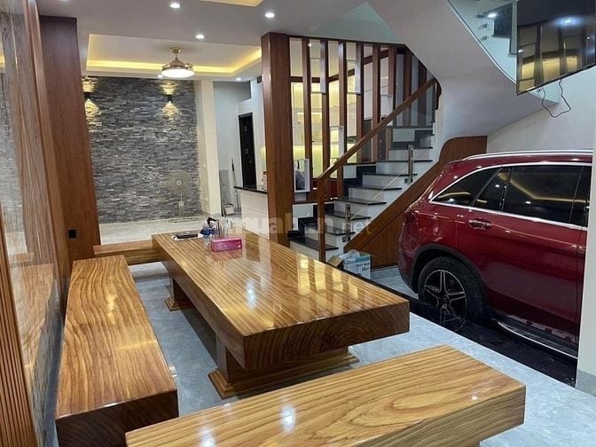 An Dương Vương – Tây Hồ - Ô Tô – 81 M2 – 4 T – MT 6.4 M – Giấ 14.9 Tỷ.