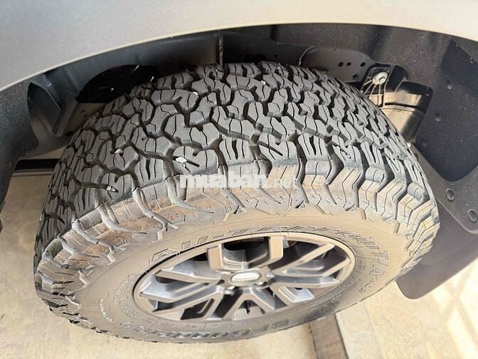 Ford Raptor dk T12/ 2023 odo 26.000 bản full