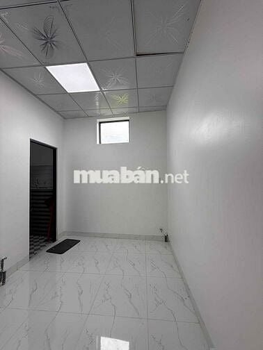 Kẹt tiền gấp bán nhà mới ở ngay 120m2,Long Khánh,Đồng Nai,đường ô tô