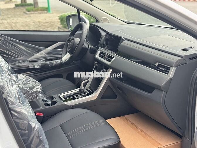 Xpander Premium NEW/ Giảm 100% TB/Xe sẵn giao ngay