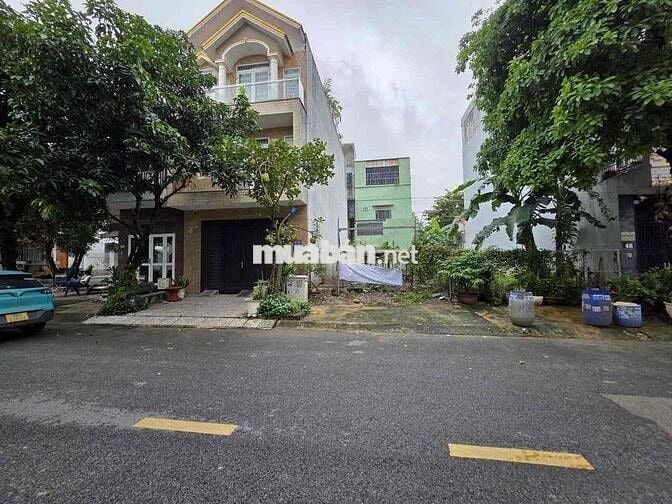 Đất khu Quảng Trường Xanh, BigC Go, p Đông Hoà, Tp Dĩ An