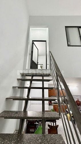 NHÀ HẺM 5 M GIÁP KHU DÂN CƯ VỈNH LỘC, LIÊN KHU 4-5, BÌNH TÂN.