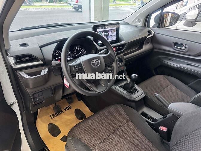 Toyota Avanza Premio 1.5 MT 2024 Siêu Lướt