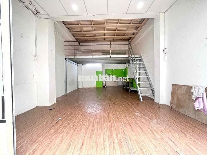 Mặt bằng kinh doanh vừa ở vừa kinh doanh ngay cầu Nguyễn Văn Cừ