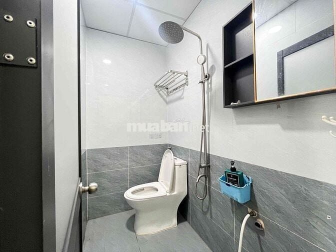 Mặt bằng kinh doanh vừa ở vừa kinh doanh ngay cầu Nguyễn Văn Cừ