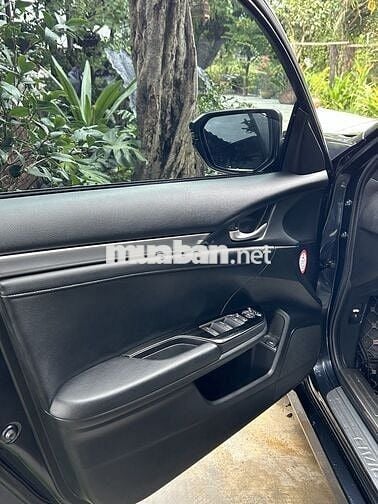 Bán xe civic đẹp như mới