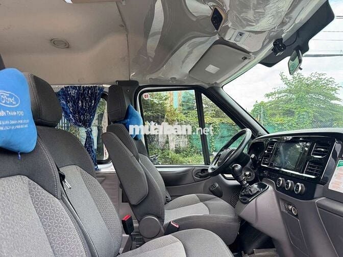 Ford Transit 2024 16 chỗ Bạc 77254 km