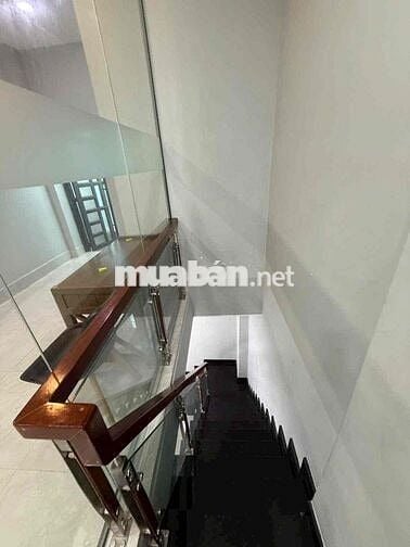 NHÀ BÁN HẺM XE TĂNG ĐƯỜNG MINH PHỤNG