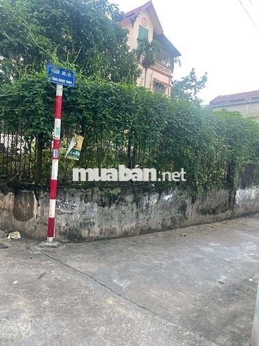 Chính chủ bán mảnh đất đẹp Ngọc Thụy Diện tích: 54m Giá: 6.35 tỷ