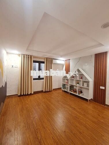 BÁN NHÀ TÔN ĐỨC THẮNG 5,8 TỶ 4 TẦNG 3 NGỦ Ở NGAY. SỔ VUÔNG CHÍNH CHỦ