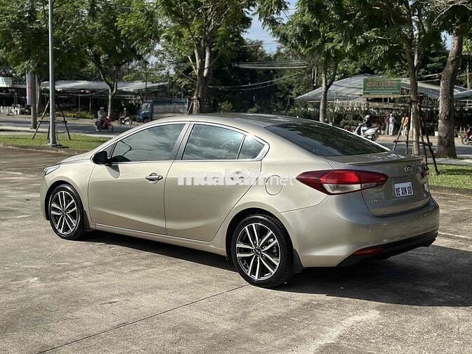 Kia Cerato 2016 1.6 AT Full. siêu cọp