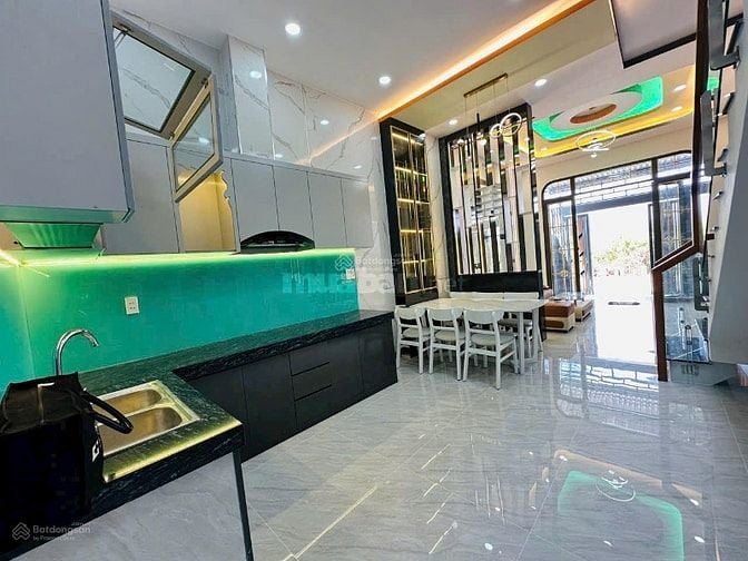 Cần thanh lí nhà Đ.Xóm Chiếu P.15 Q.4 giá tốt chỉ 1 tỷ 780tr/57m2