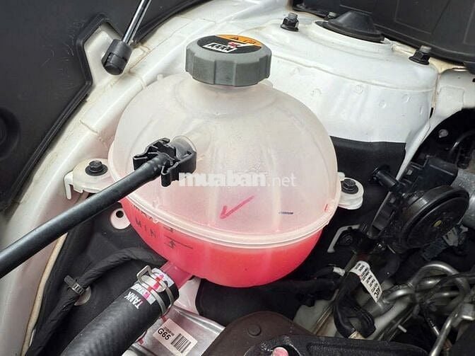 Kia Sorento Dầu Luxury 2024 màu trắng