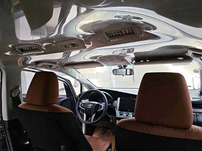 Toyota Innova 2019 2.0E - 131000 km