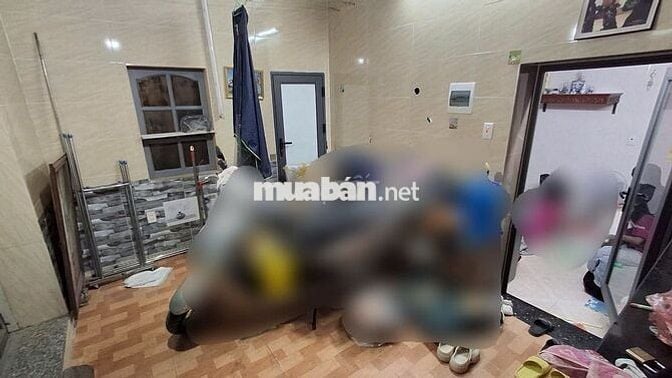 Cho thuê nhà vừa ở vừa tiện kinh doanh.