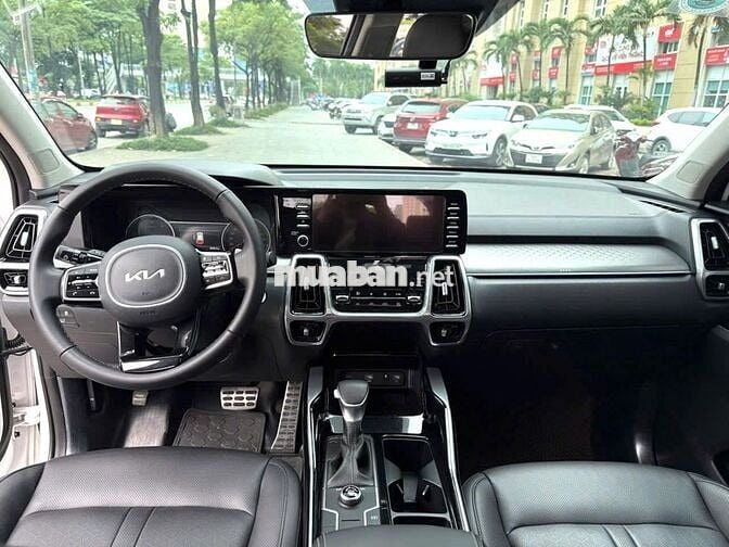 Kia Sorento Dầu Luxury 2024 màu trắng