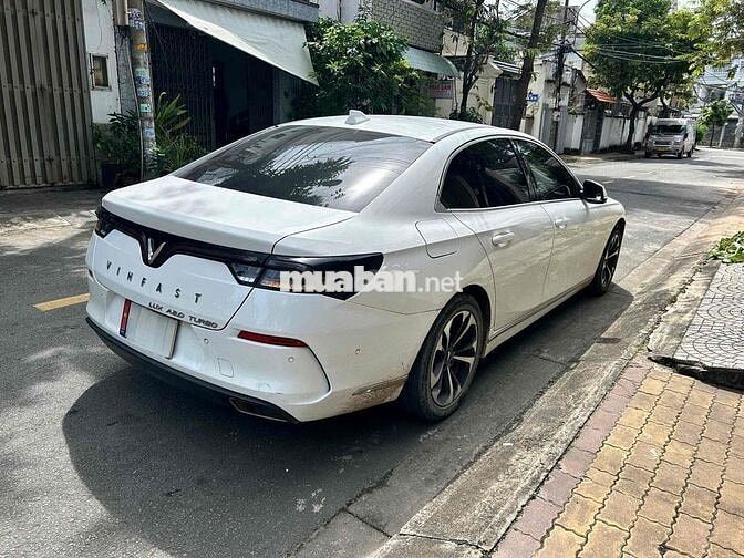 VinFast Lux A Plus 2022 Trắng 50000 km