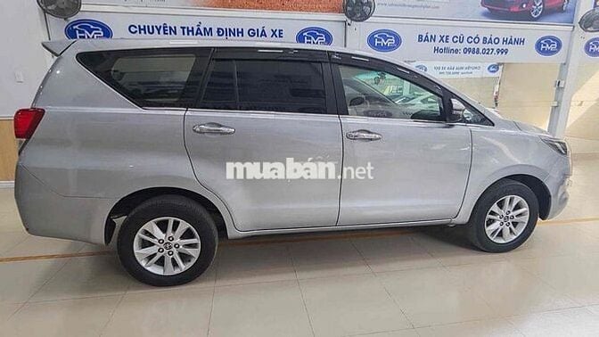 Toyota Innova 2019 2.0E - 131000 km