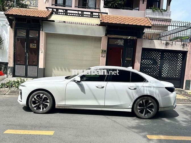 VinFast Lux A Plus 2022 Trắng 50000 km