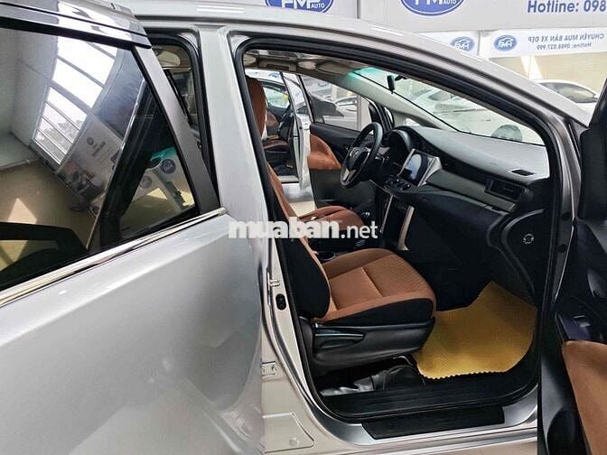 Toyota Innova 2019 2.0E - 131000 km