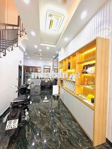 LÊN SÓNG NHÀ PHỐ HXH ĐƯỜNG QUANG TRUNG, P8, GV, HCM 4X17M 4PN 8.25 TỶ