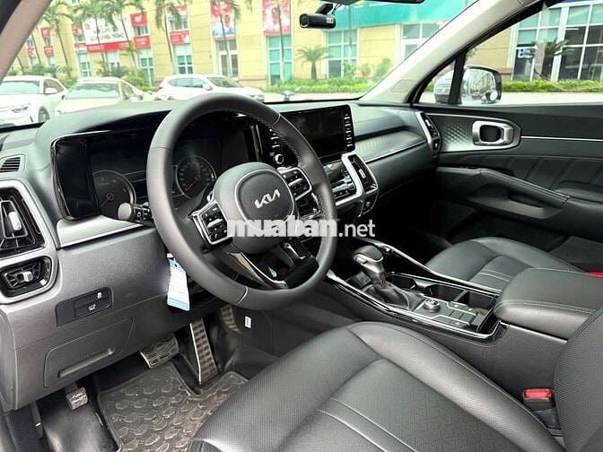 Kia Sorento Dầu Luxury 2024 màu trắng