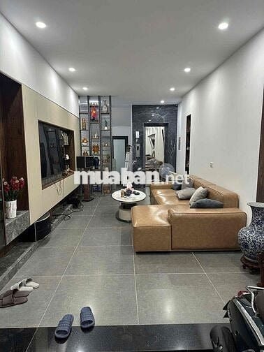 SIÊU PHẨM PHỐ TỨ LIÊN - Ô TÔ ĐỖ CỬA - 7T THANG MÁY - Ở NGAY