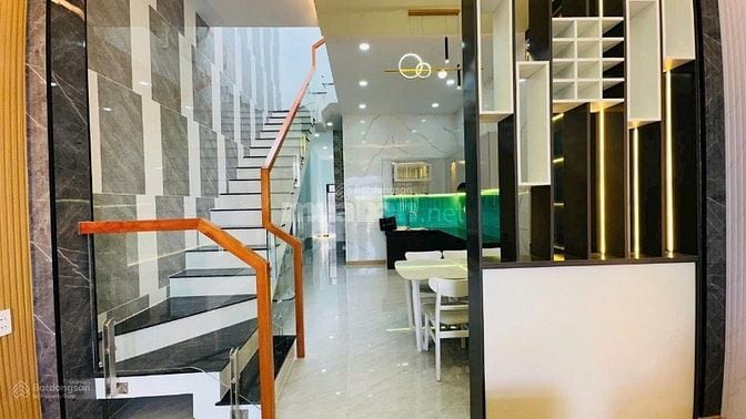 Cần thanh lí nhà Đ.Xóm Chiếu P.15 Q.4 giá tốt chỉ 1 tỷ 780tr/57m2