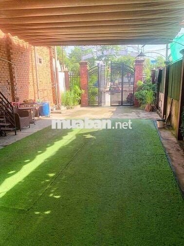 Nhà phố mặt tiền gần vòng xoay An Phú và Vincom550 p. Dĩ An