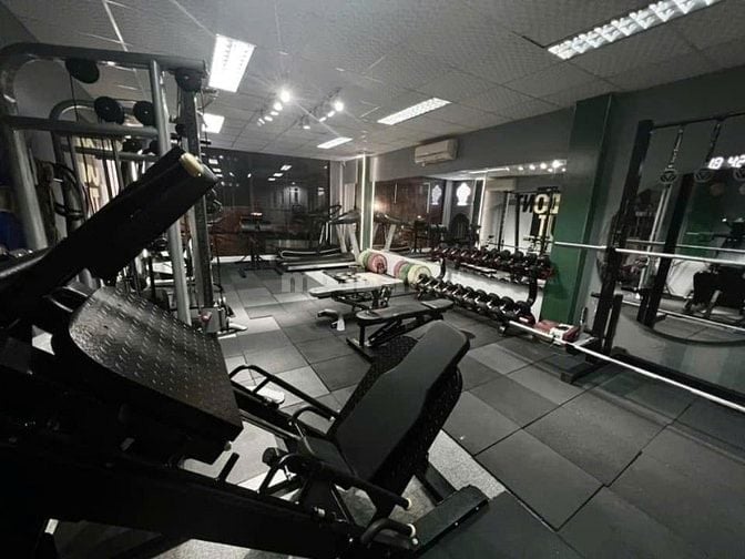 CHO THUÊ MẶT BẰNG TẦNG TRỆT / tầng 2– QUẬN 1 – 13 TRIỆU/THÁNG – NGAY T