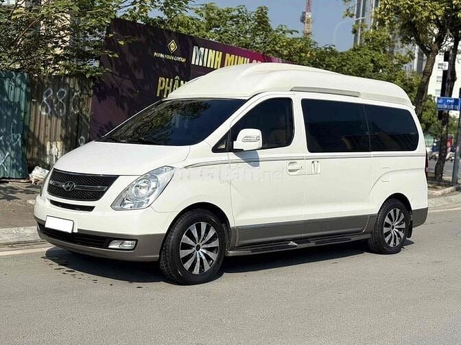 Bán gấp Hyundai Grand Starex 2014 Limousine