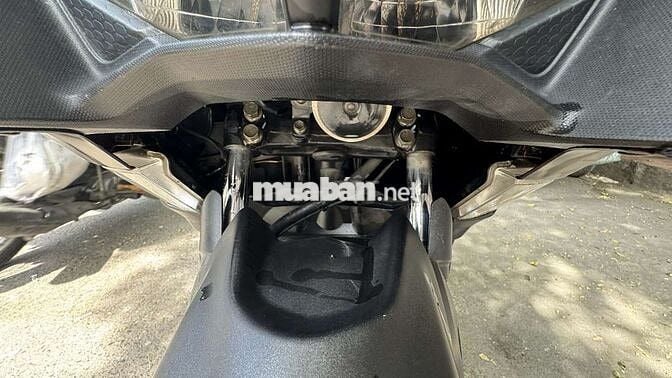 Yamaha NVX 125 màu Đen