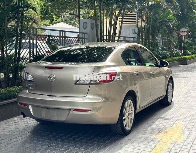 Mazda 3 2014 2.0 AT Sedan - 83216 km