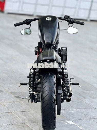 Mạnh Hà Motor bán Harley davidson 883 odo 8k bober