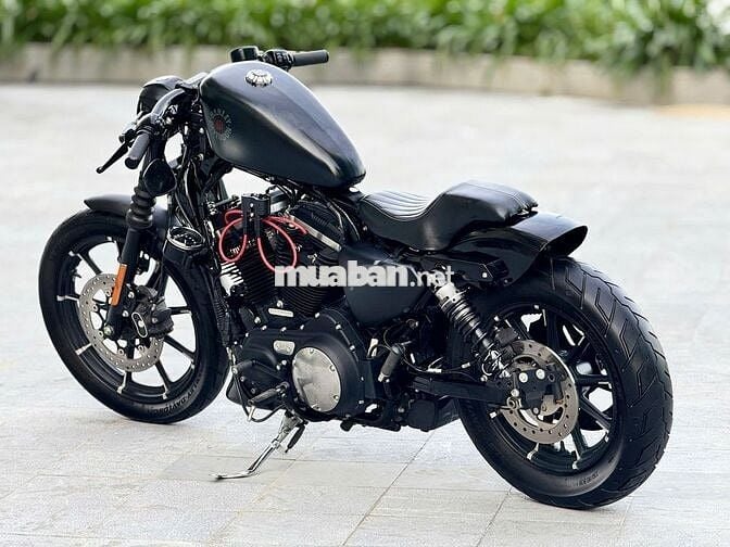 Mạnh Hà Motor bán Harley davidson 883 odo 8k bober